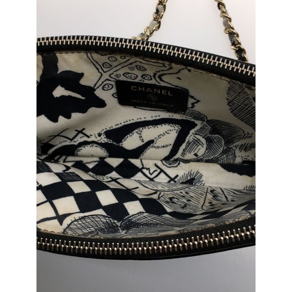 Chanel Leather Plain Chain Shoulder Bag - Picture 6 of 6